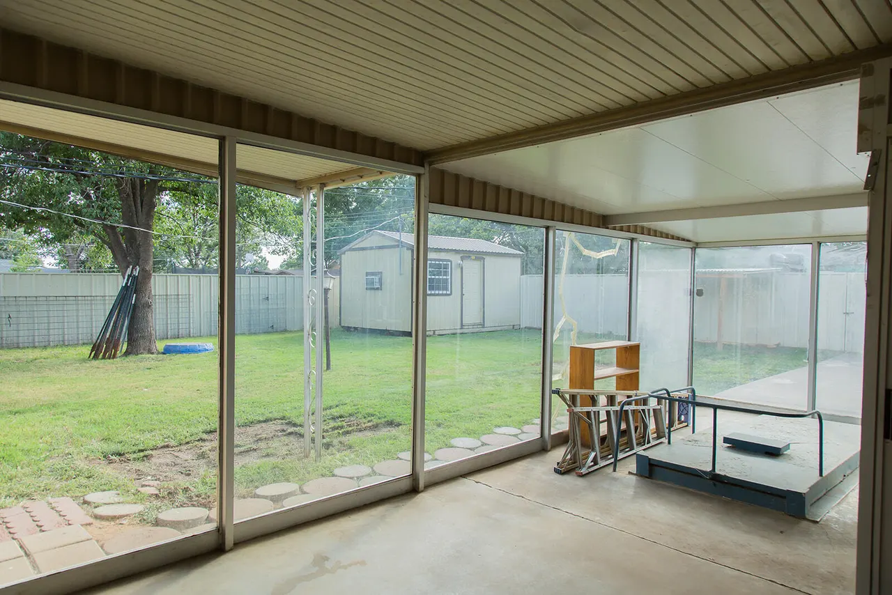Photo 36 — 1107 Ennis Street, Plainview, TX 79072