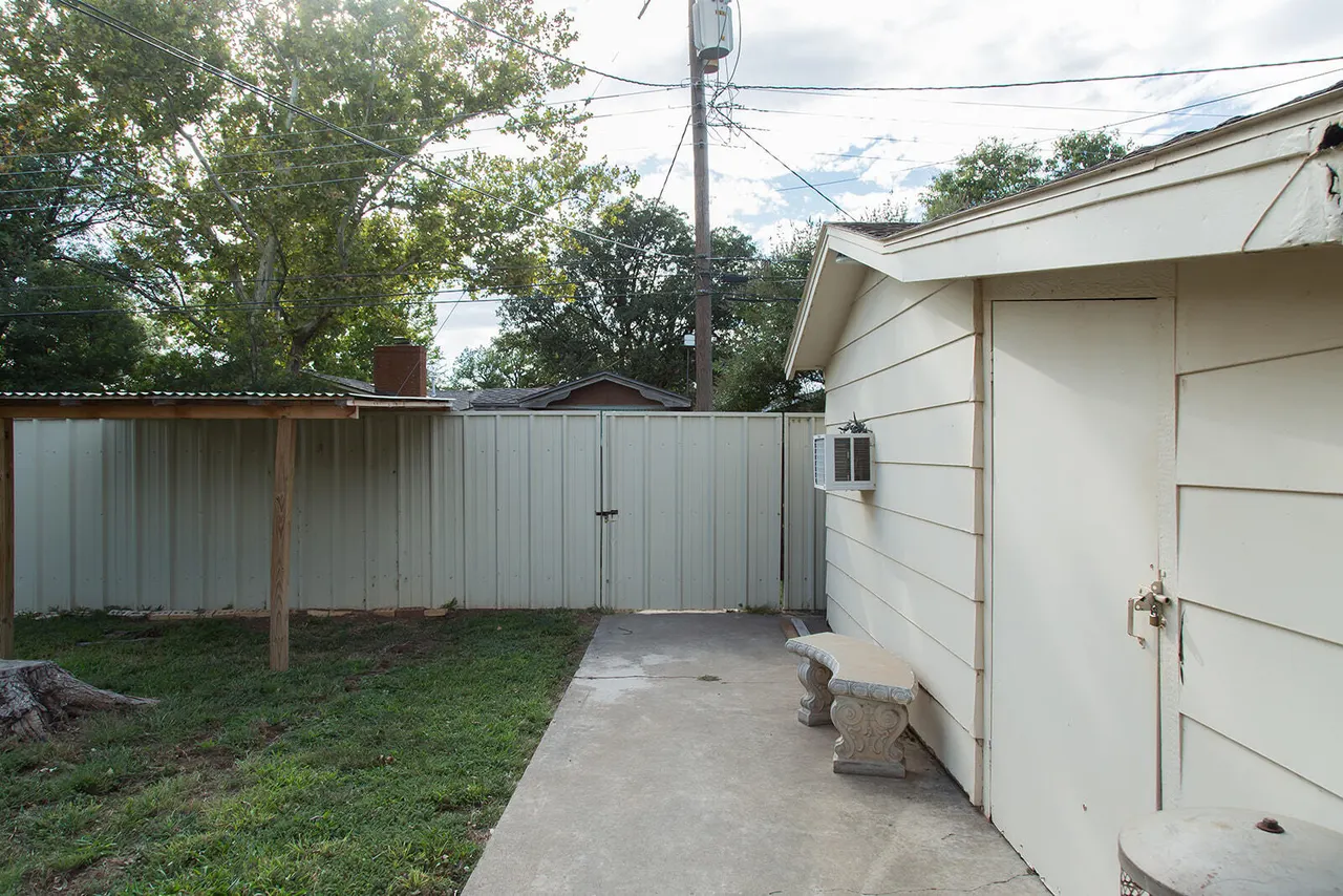 Photo 40 — 1107 Ennis Street, Plainview, TX 79072