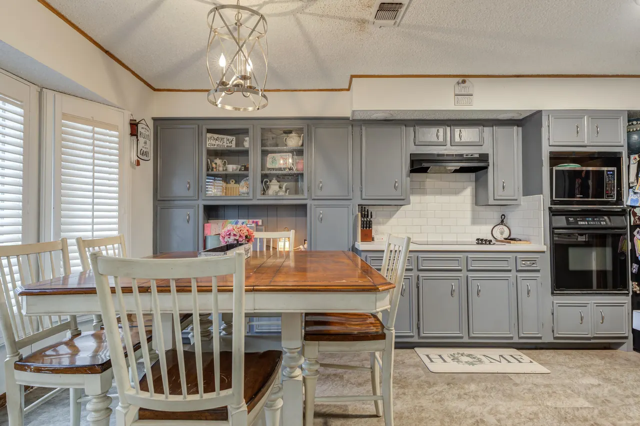 Photo 11 — 2507 N 3rd Street, Tahoka, TX 79373