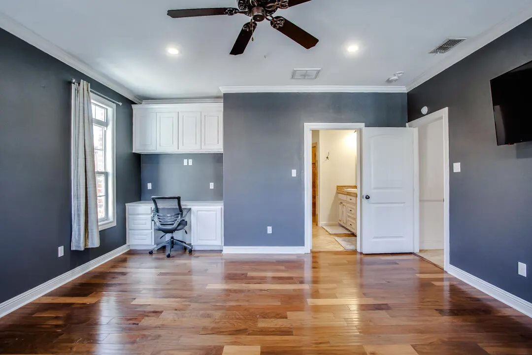 Photo 9 — 3622 31st Street, Lubbock, TX 79410
