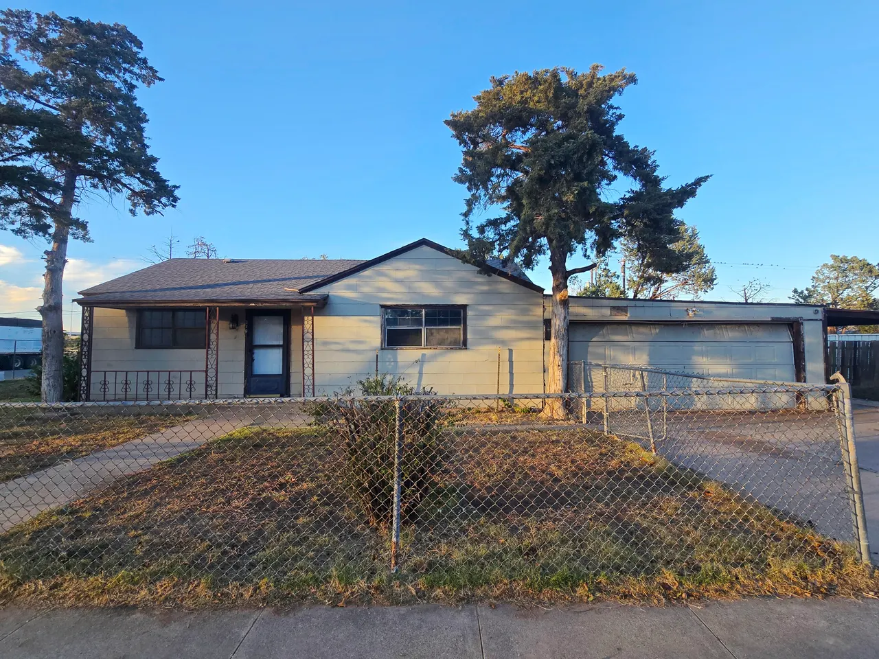 Front exterior — 320 77th Street, Lubbock, TX 79404
