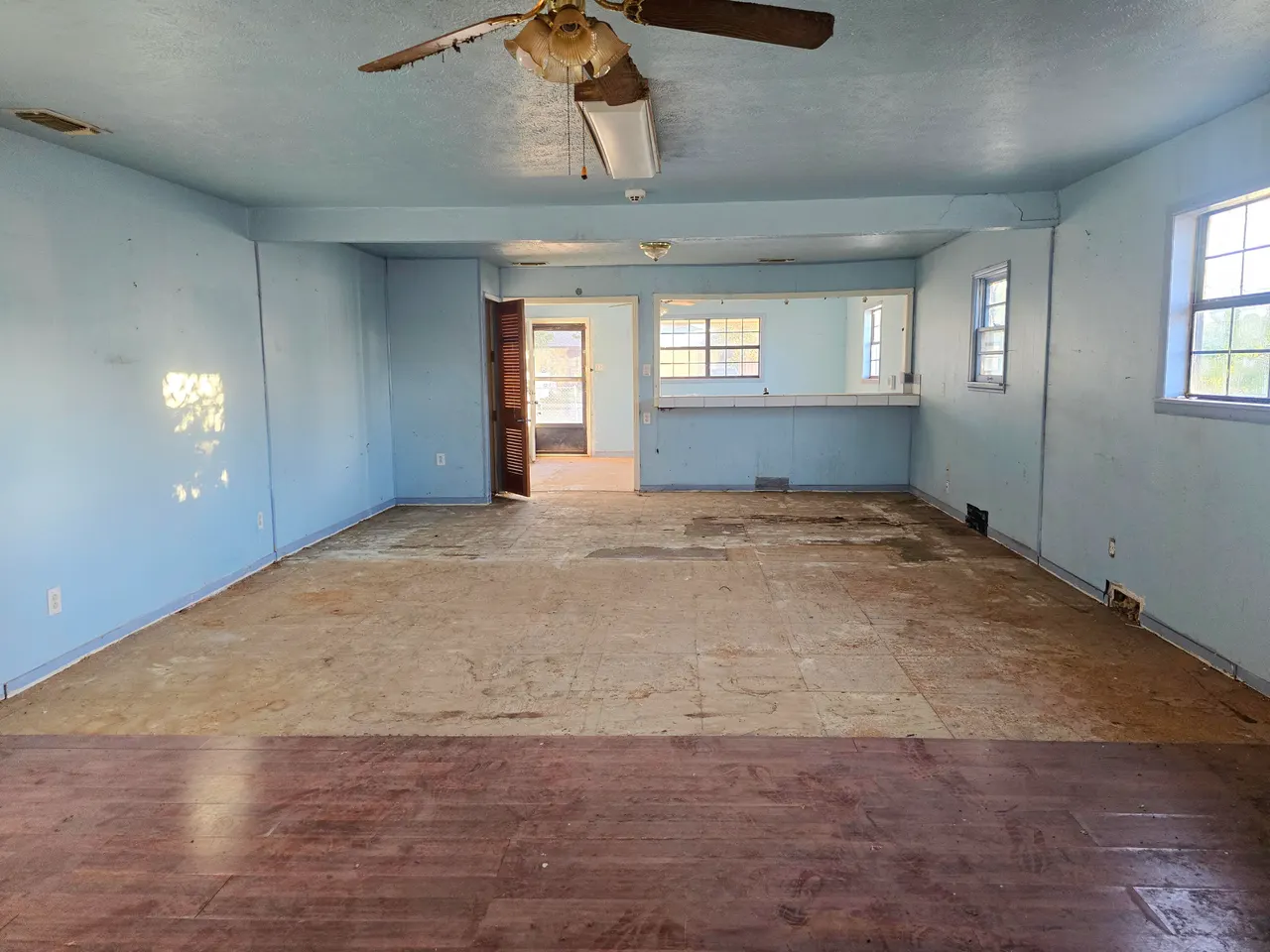 Photo 6 — 320 77th Street, Lubbock, TX 79404