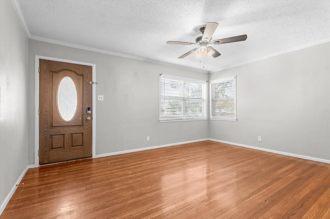 Photo 6 — 2009 65th Street, Lubbock, TX 79412