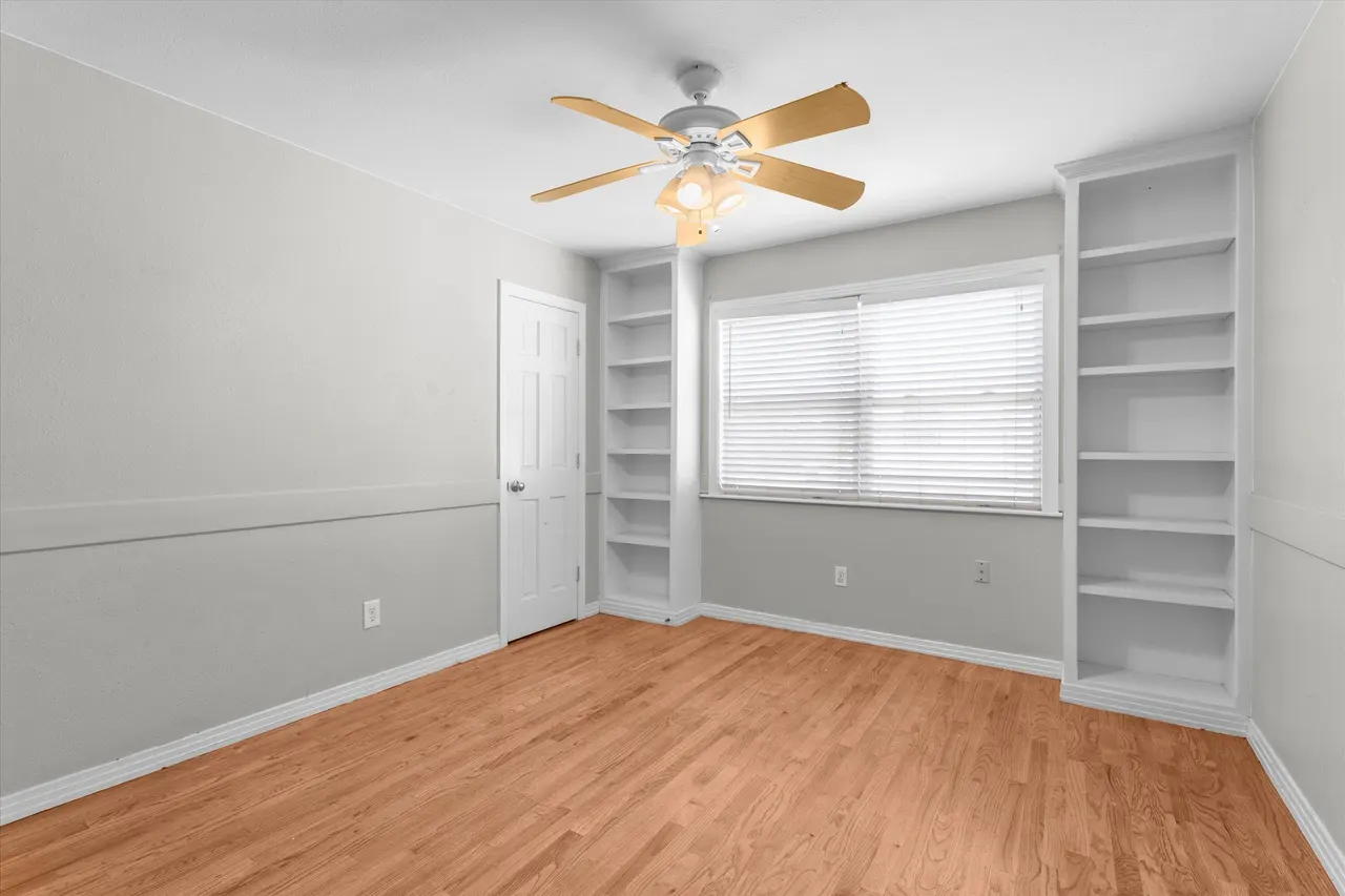 Photo 16 — 2009 65th Street, Lubbock, TX 79412