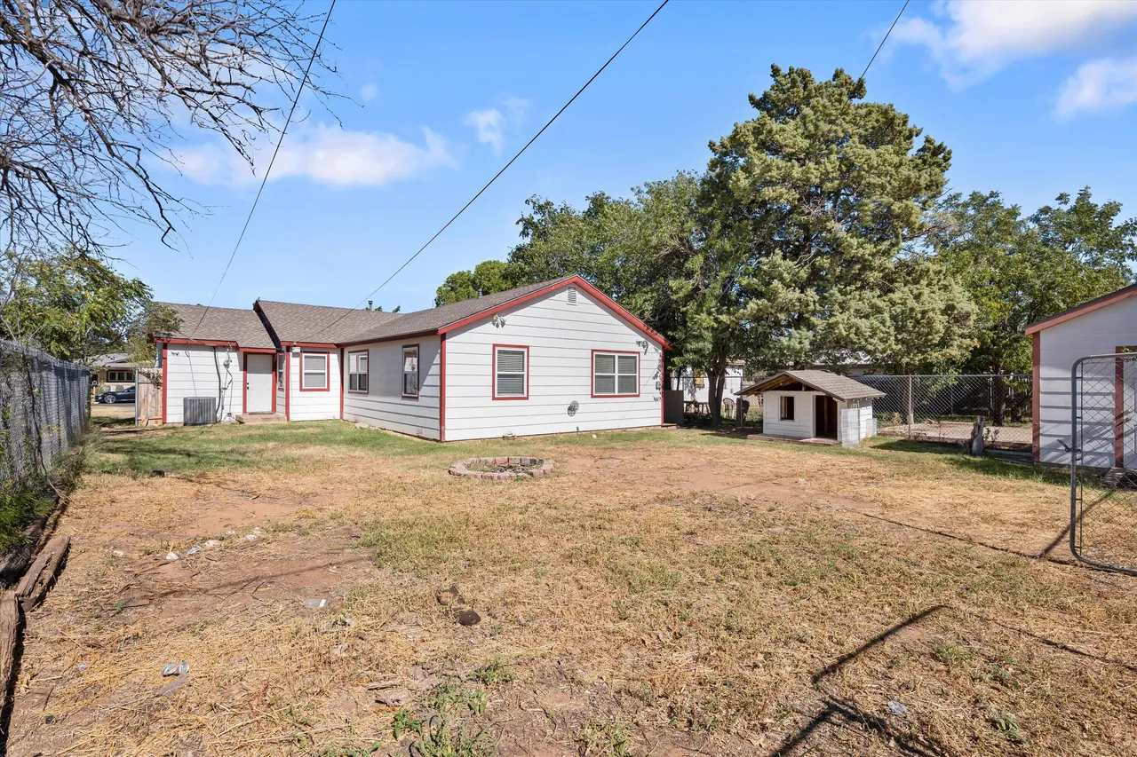 Photo 24 — 2009 65th Street, Lubbock, TX 79412