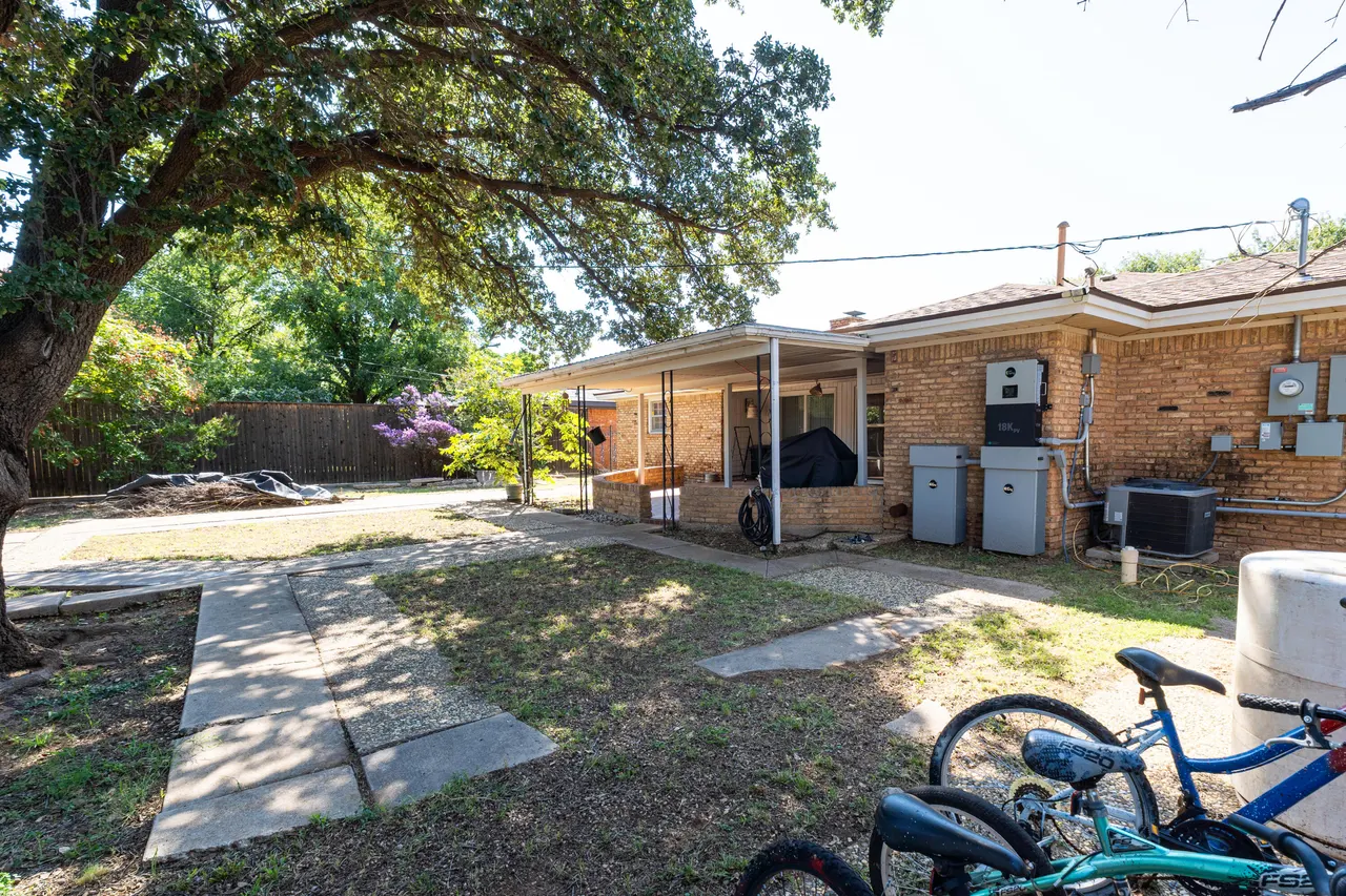 Photo 18 — 1908 56th Street, Lubbock, TX 79412