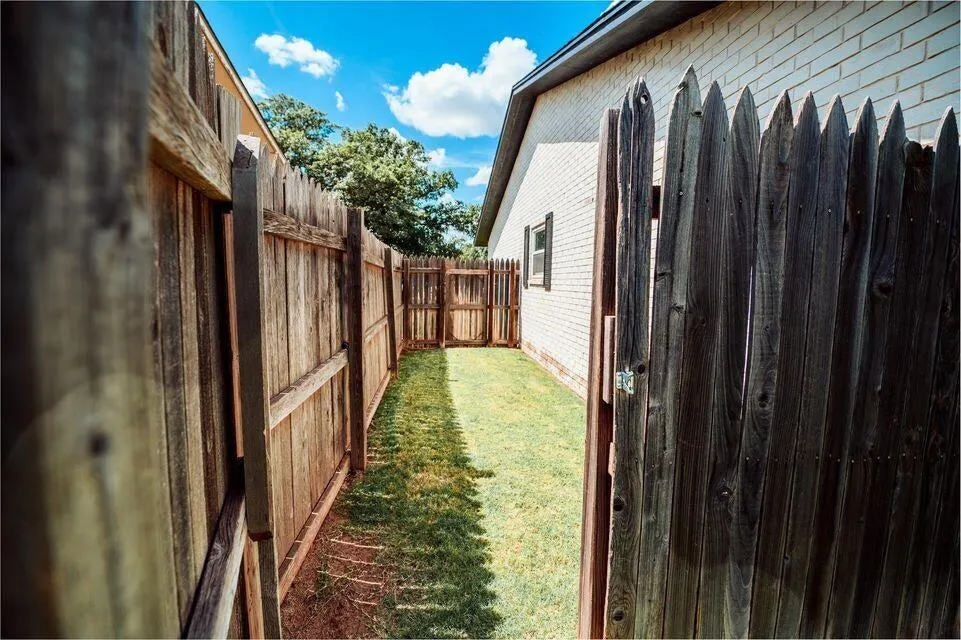 Photo 17 — 2914 Kermit Street, Plainview, TX 79072