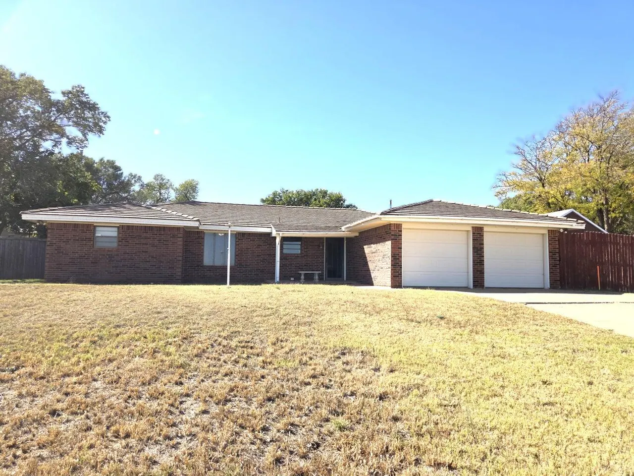 Front exterior — 1303 Ebeling Drive, Plainview, TX 79072
