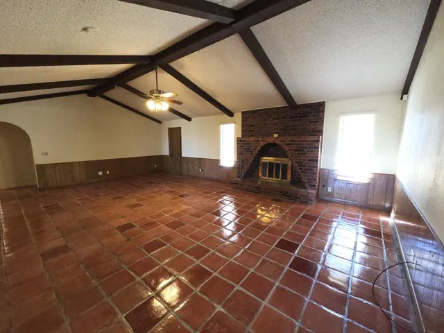 Photo 5 — 1303 Ebeling Drive, Plainview, TX 79072