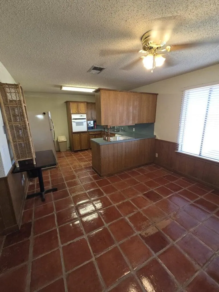 Photo 7 — 1303 Ebeling Drive, Plainview, TX 79072