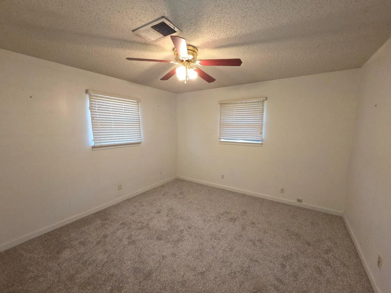 Photo 13 — 1303 Ebeling Drive, Plainview, TX 79072