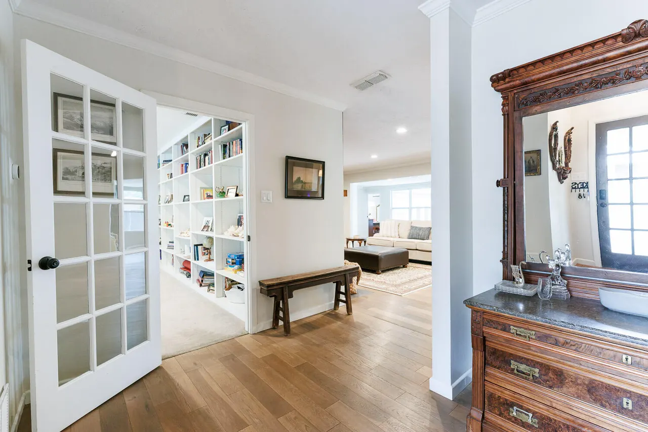 Photo 10 — 2813 22nd Street, Lubbock, TX 79410