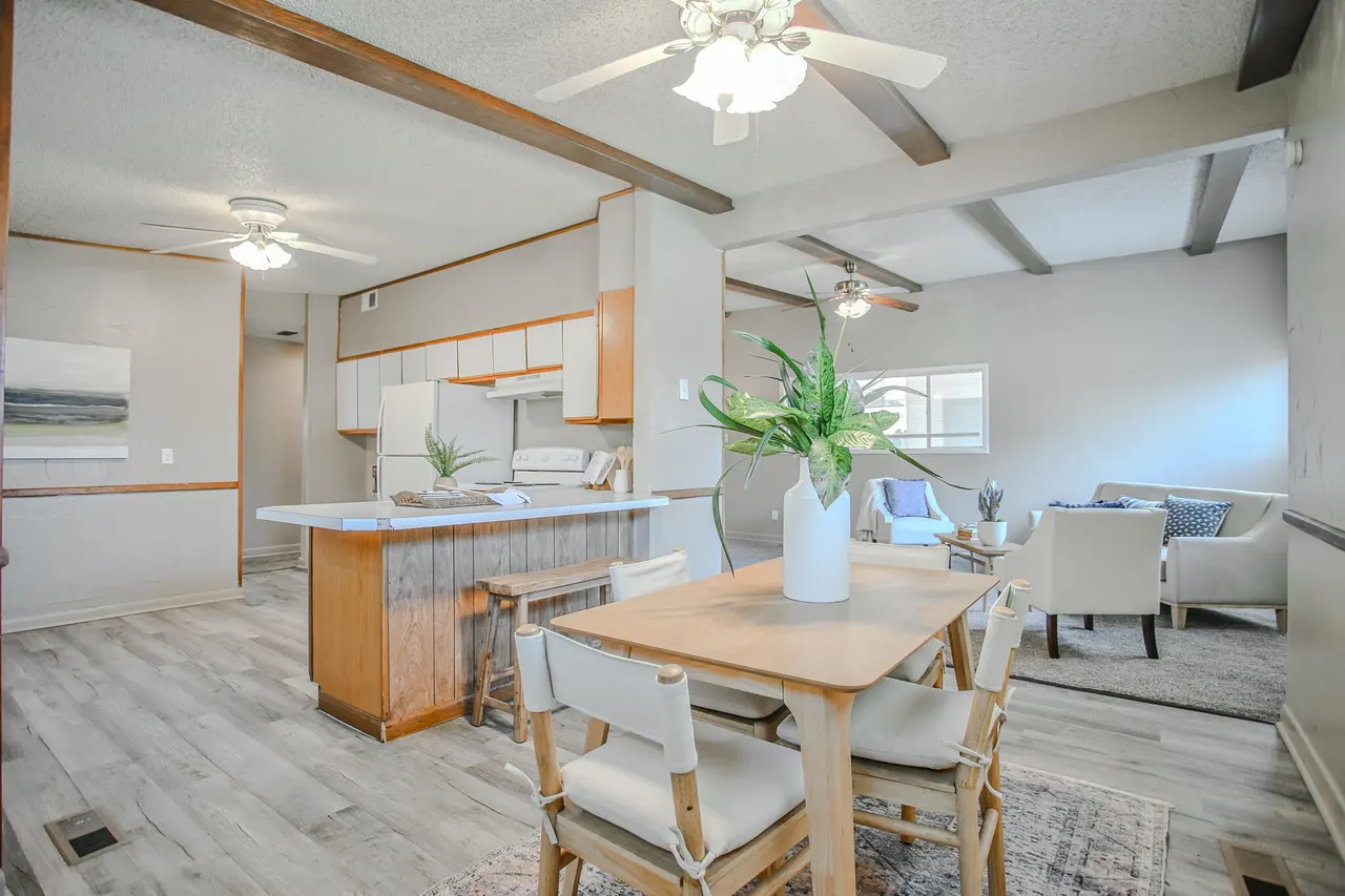 Photo 8 — 4405 44th Street, Lubbock, TX 79414