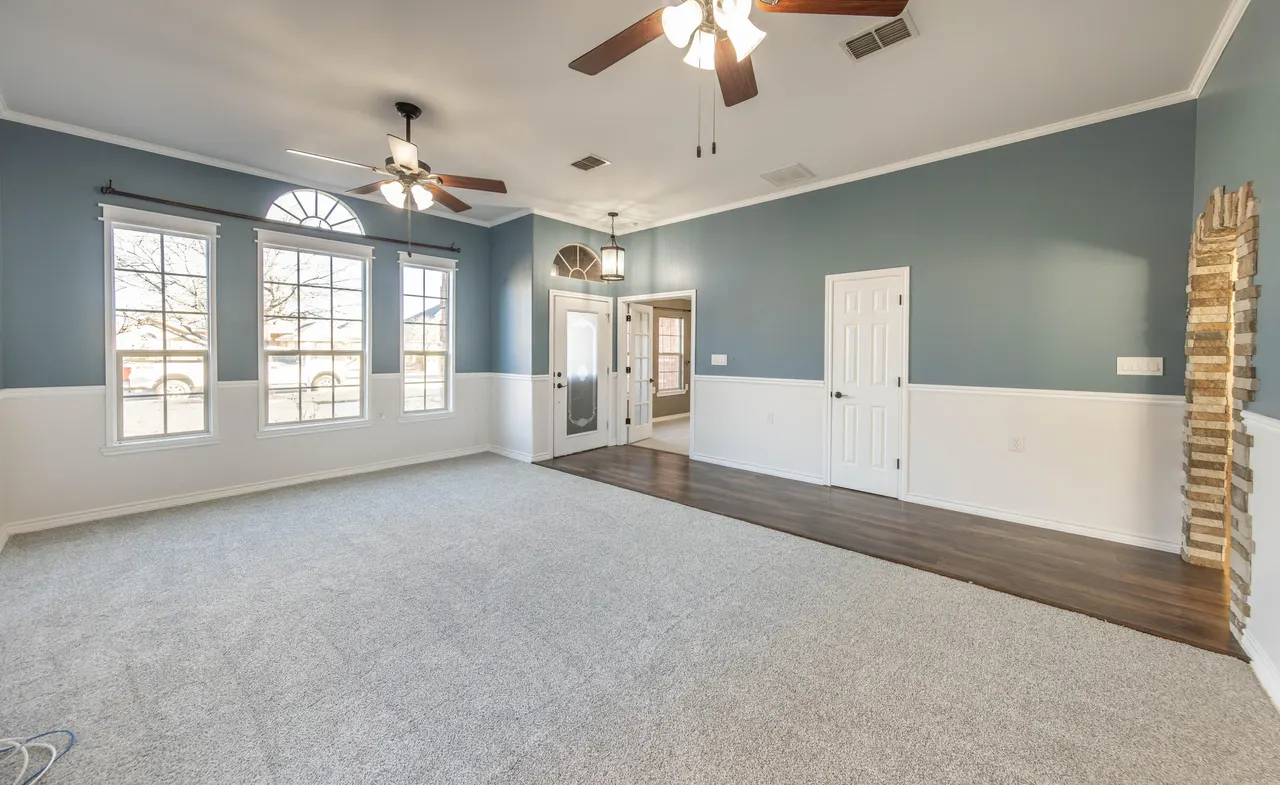 Photo 6 — 501 N 8th Street, Wolfforth, TX 79382