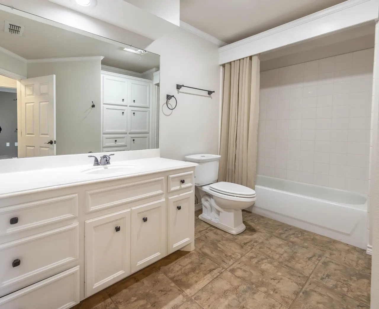 Photo 32 — 501 N 8th Street, Wolfforth, TX 79382