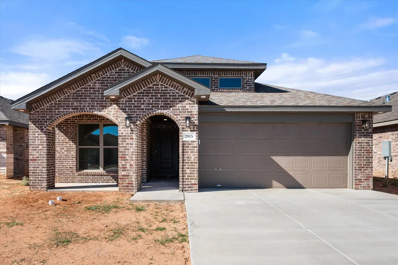 Front exterior — 2015 Cottonwood Avenue, Wolfforth, TX 79382
