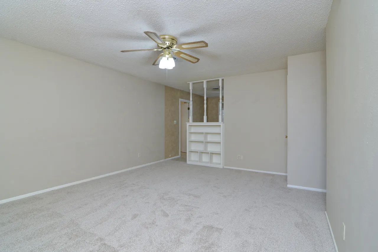 Photo 8 — 801 13th Street, Shallowater, TX 79363