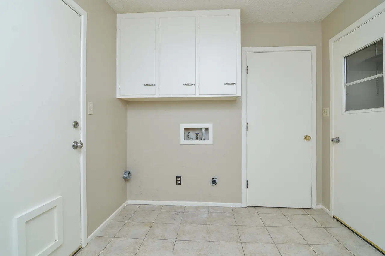 Photo 34 — 801 13th Street, Shallowater, TX 79363