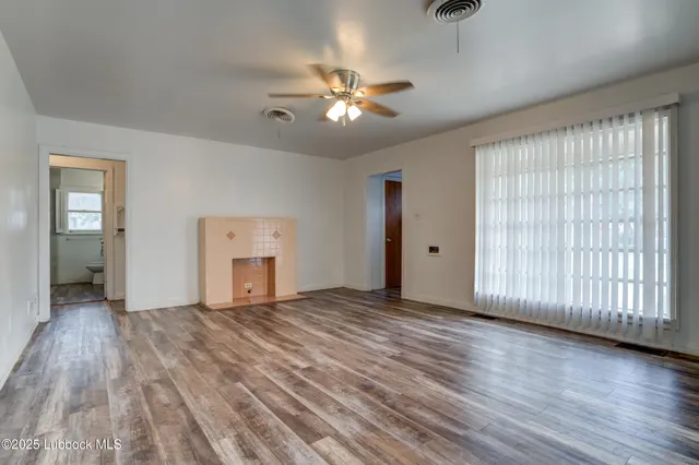 Photo 7 — 2624 32nd Street, Lubbock, TX 79410