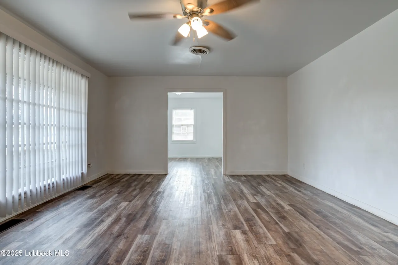 Photo 10 — 2624 32nd Street, Lubbock, TX 79410