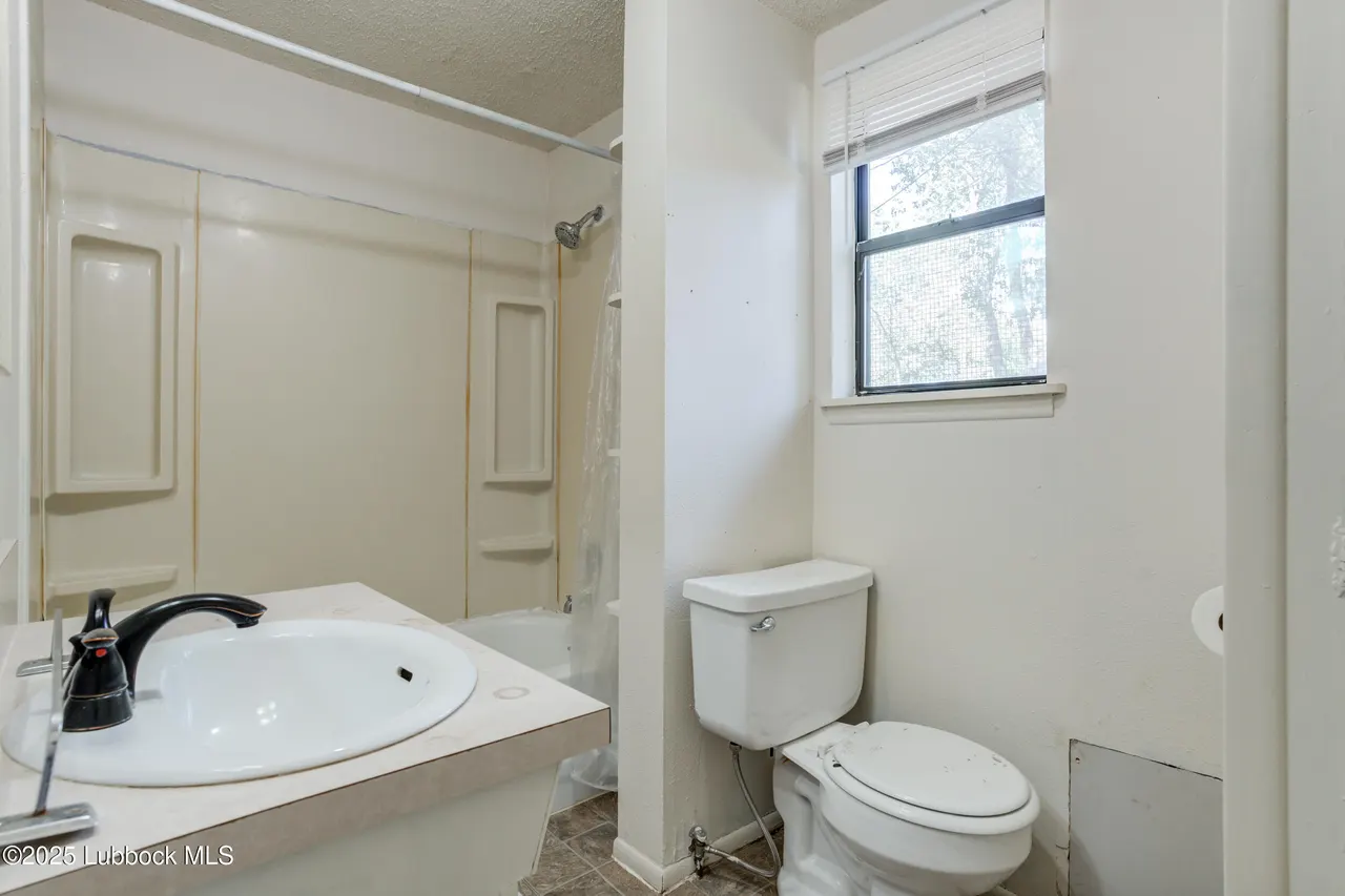 Photo 57 — 2624 32nd Street, Lubbock, TX 79410