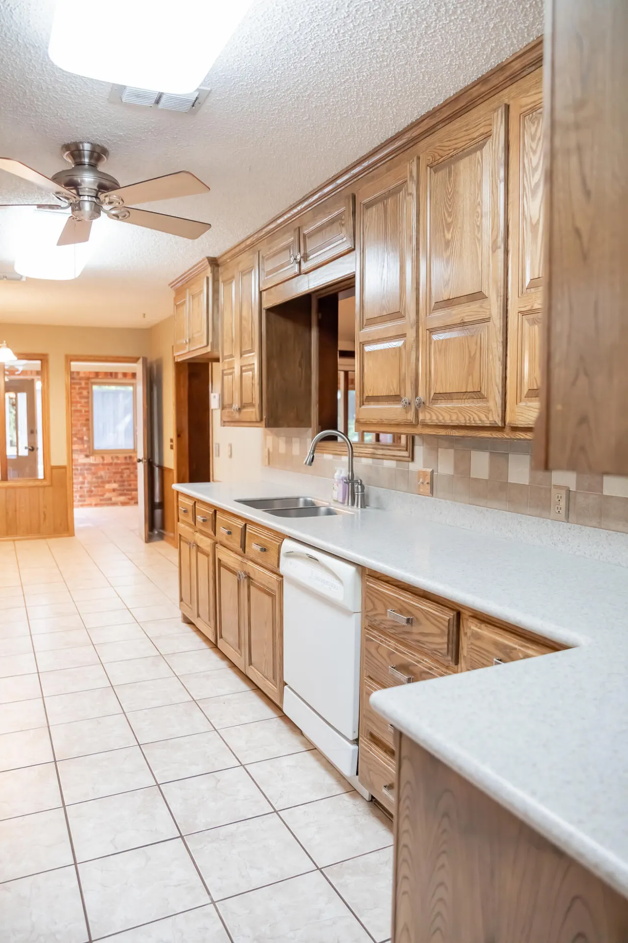 Photo 6 — 6607 Peoria Avenue, Lubbock, TX 79413