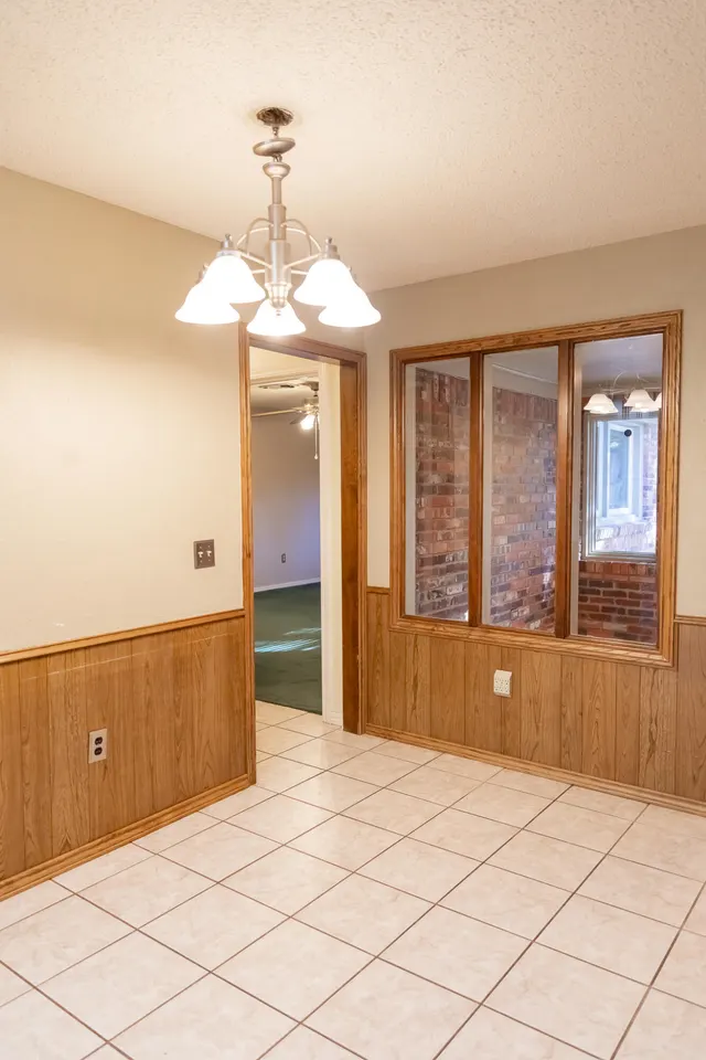Photo 8 — 6607 Peoria Avenue, Lubbock, TX 79413