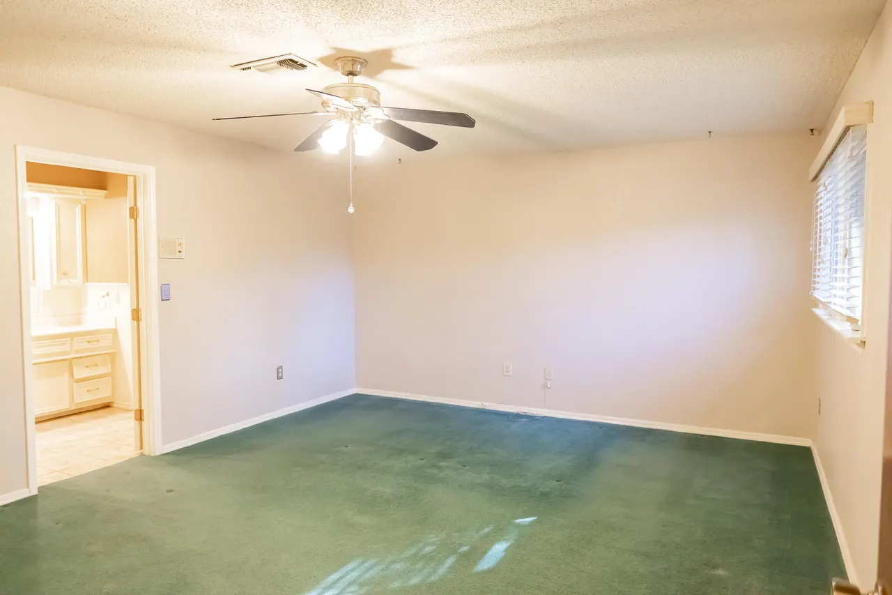 Photo 16 — 6607 Peoria Avenue, Lubbock, TX 79413