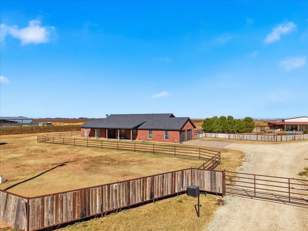 Photo 3 — 5901 E County Rd 7900, Slaton, TX 79364
