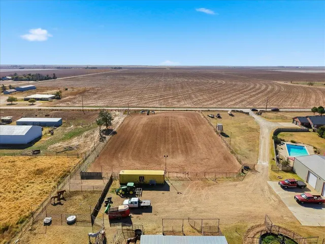 Photo 7 — 5901 E County Rd 7900, Slaton, TX 79364