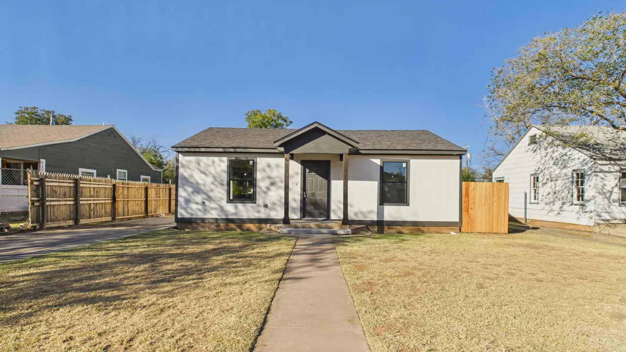 Front exterior — 2112 31st Street, Lubbock, TX 79411