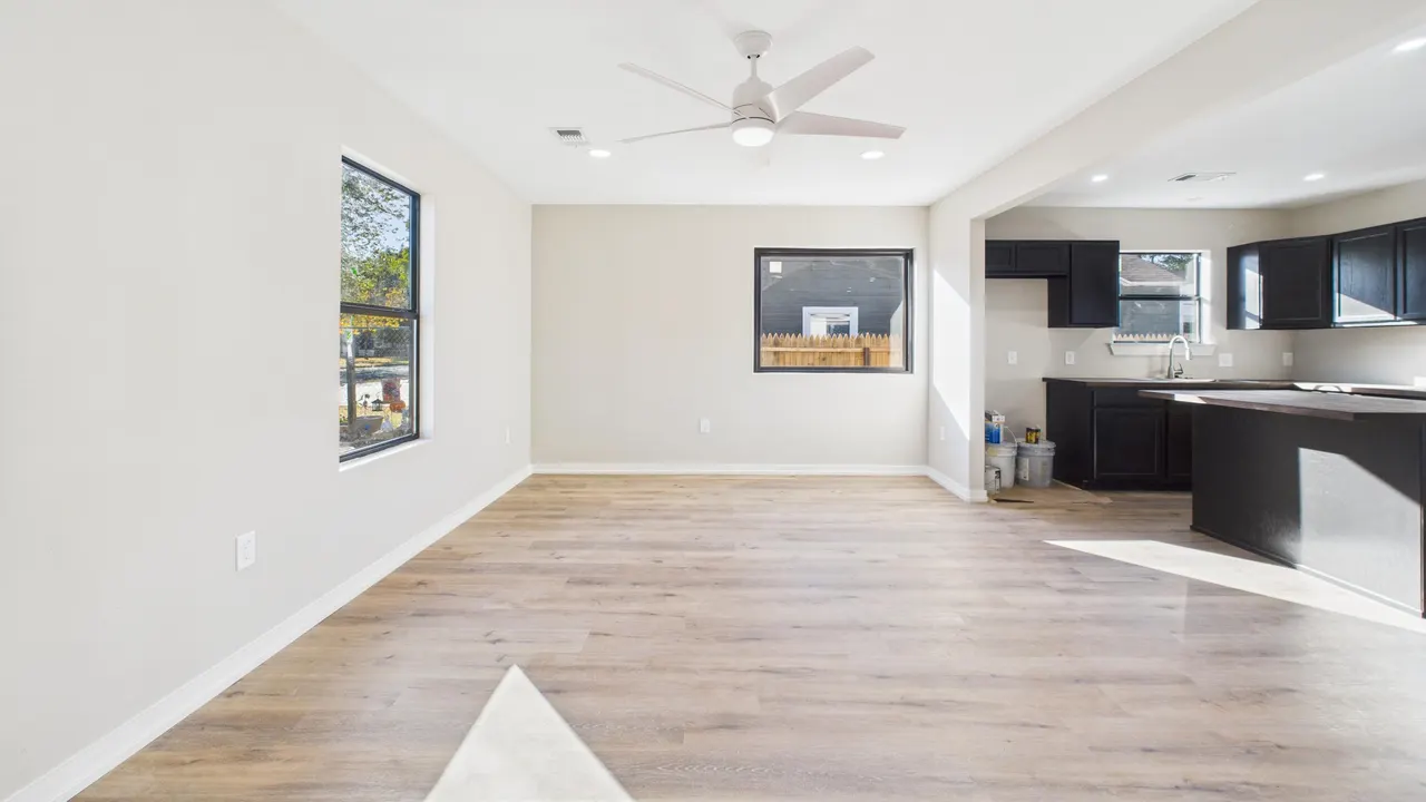 Photo 3 — 2112 31st Street, Lubbock, TX 79411