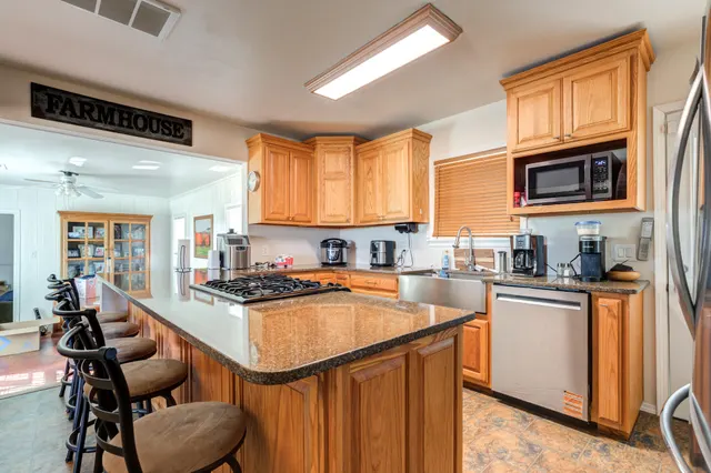 Photo 7 — 301 E Kent Street, Lubbock, TX 79403