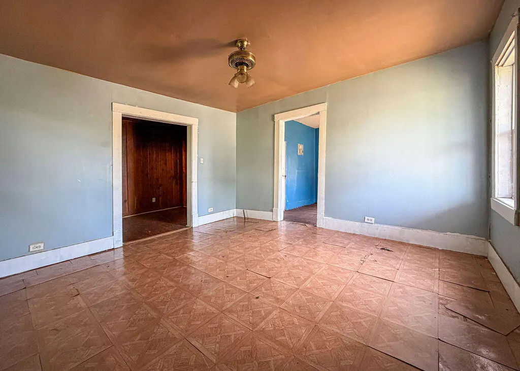 Photo 3 — 1204 Galveston Street, Plainview, TX 79072