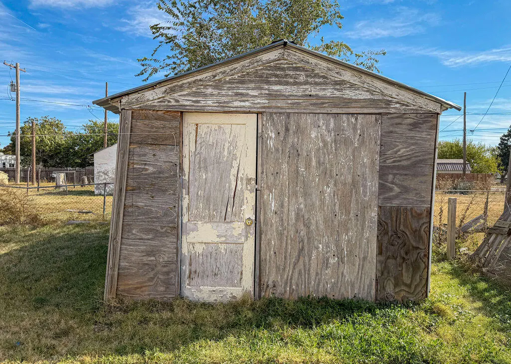 Photo 12 — 1204 Galveston Street, Plainview, TX 79072