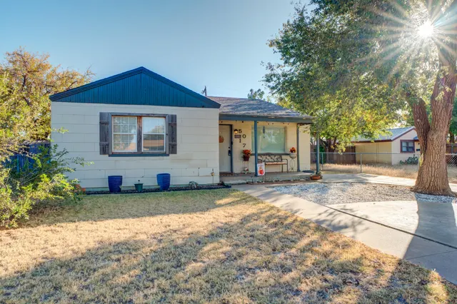 Photo 3 — 5017 39th Street, Lubbock, TX 79414