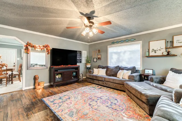 Photo 5 — 5017 39th Street, Lubbock, TX 79414