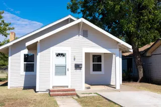 Sold home at 1410 W 8th Street