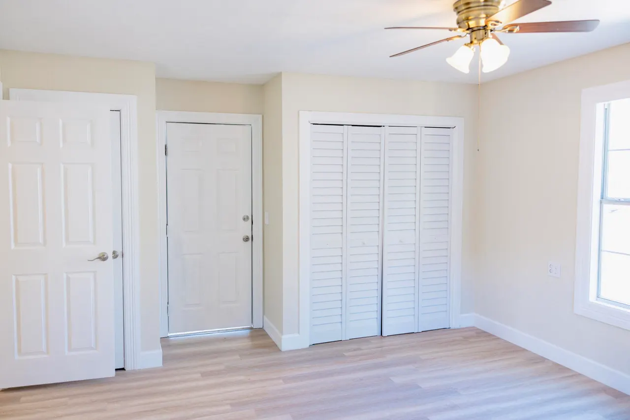 Photo 13 — 1410 W 8th Street, Plainview, TX 79072