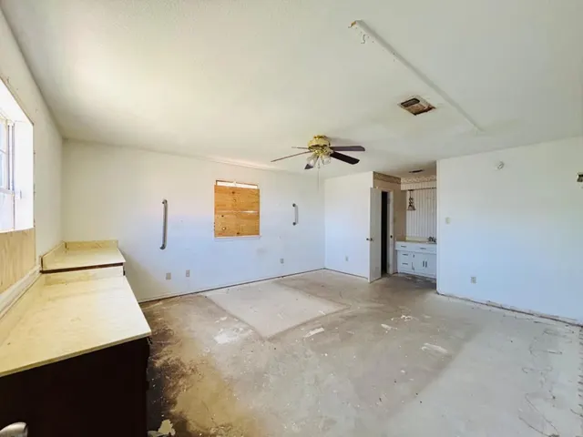 Photo 7 — 3412 E 18th Street, Lubbock, TX 79403