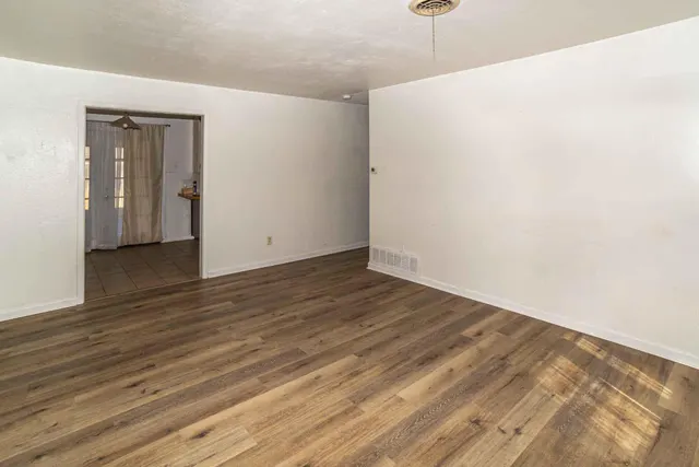 Photo 3 — 5104 45th Street, Lubbock, TX 79414
