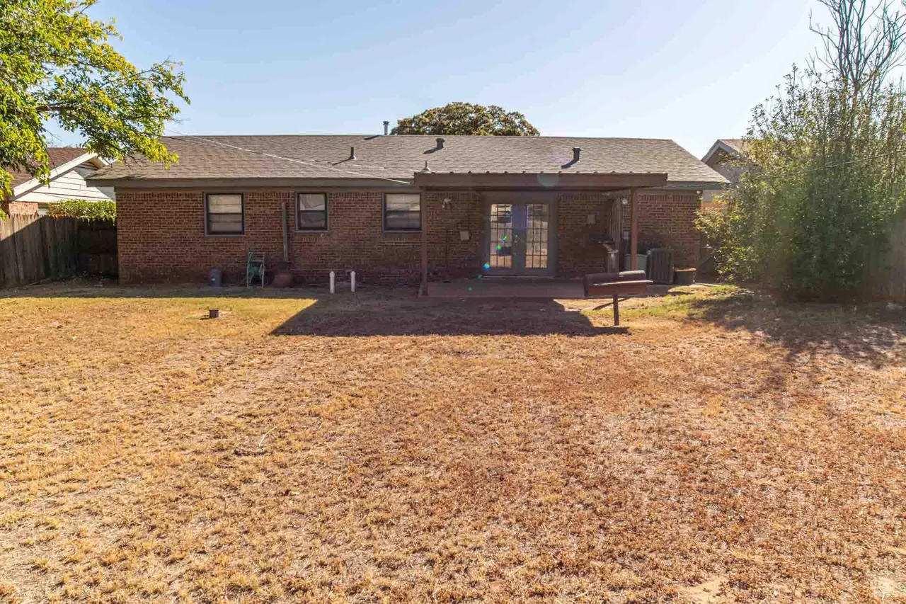 Photo 24 — 5104 45th Street, Lubbock, TX 79414