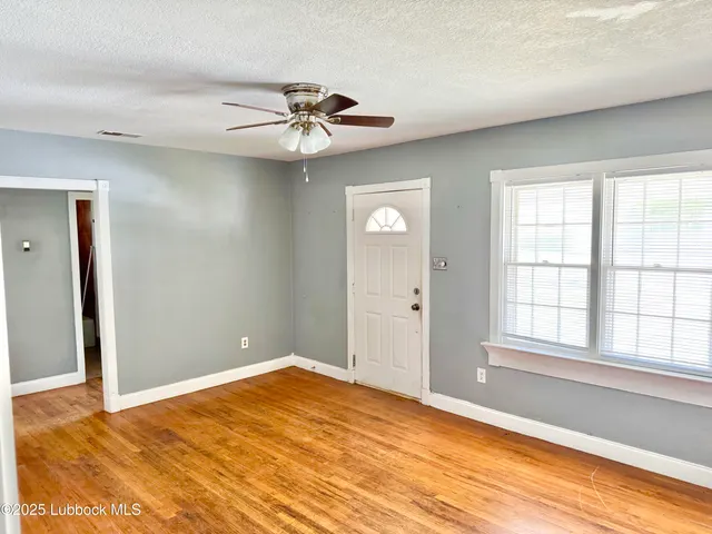 Photo 2 — 2518 37th Street, Lubbock, TX 79413