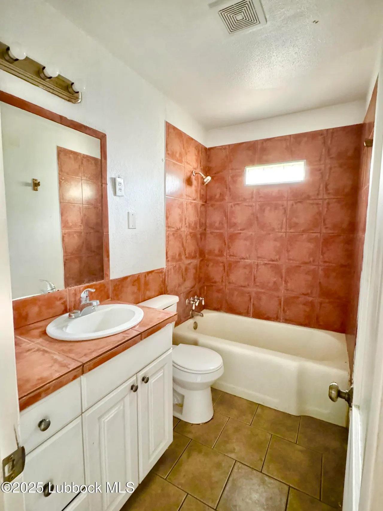 Photo 18 — 2518 37th Street, Lubbock, TX 79413