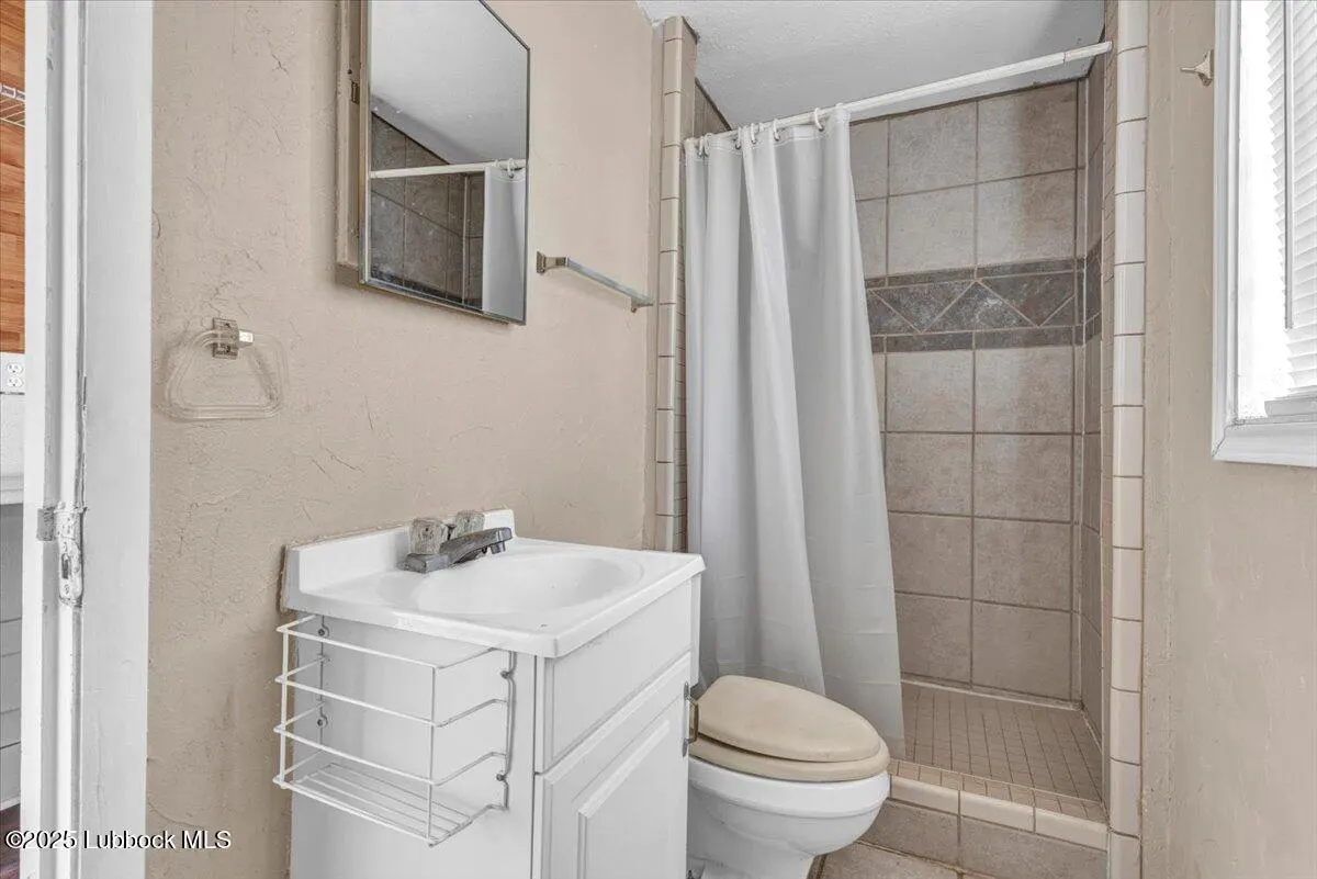 Photo 24 — 2427 26th Street, Lubbock, TX 79411