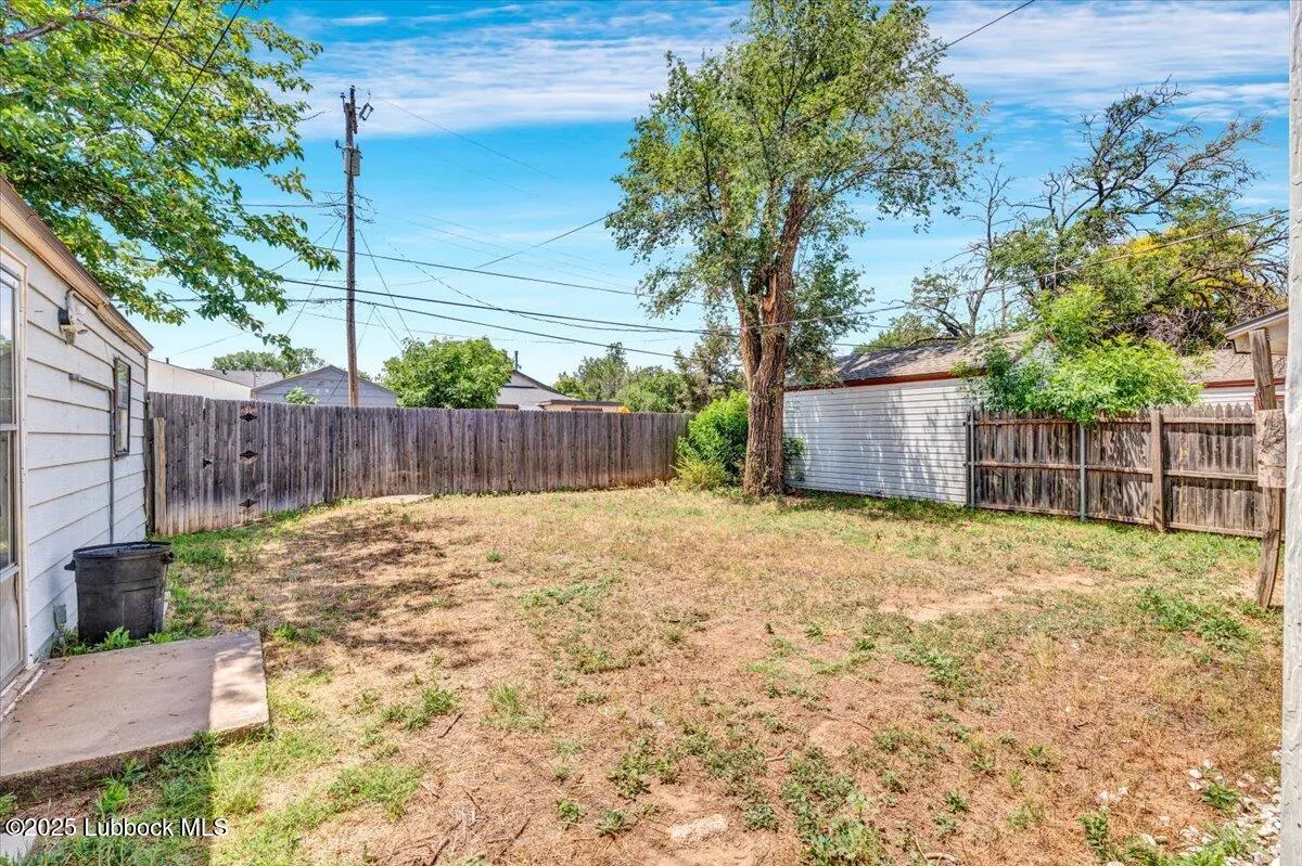 Photo 28 — 2427 26th Street, Lubbock, TX 79411