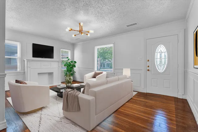 Photo 4 — 2427 26th Street, Lubbock, TX 79411