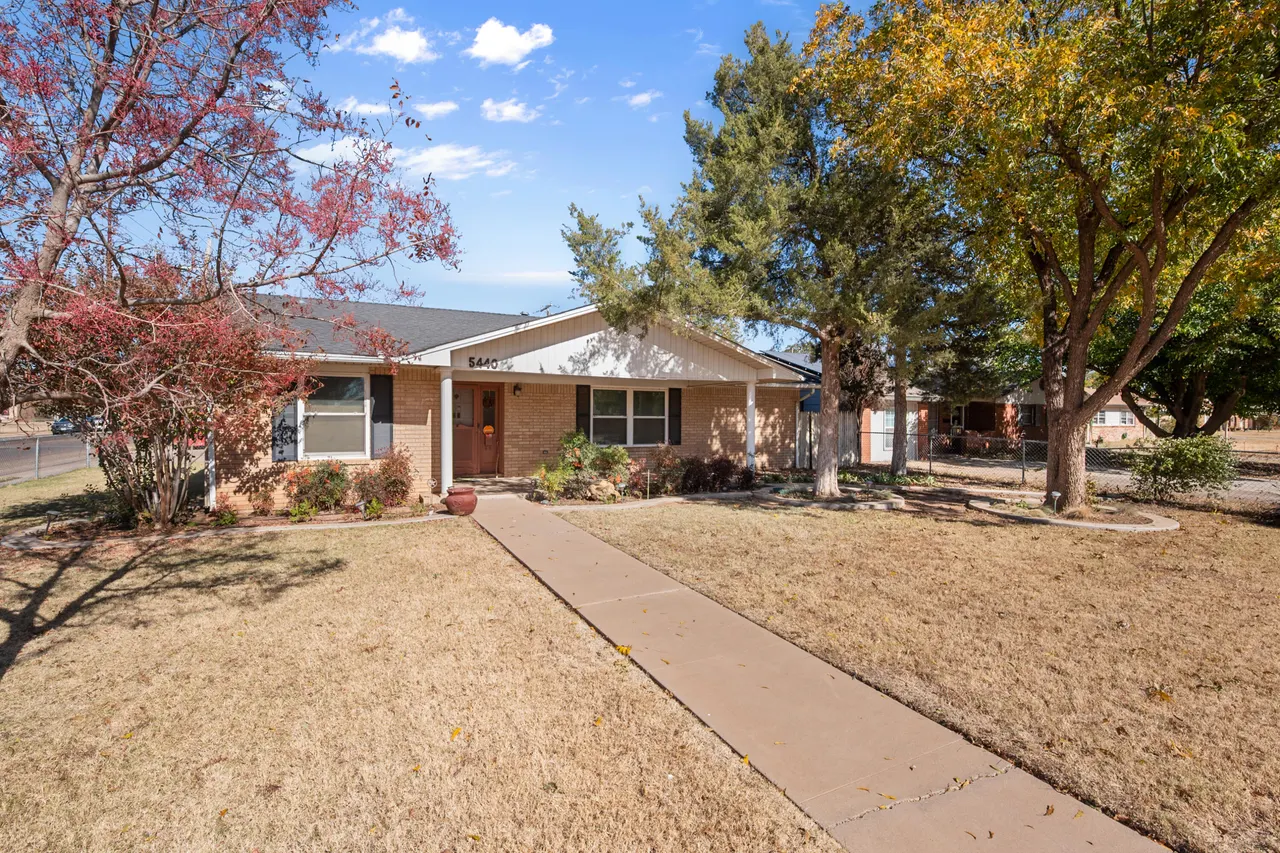 Photo 3 — 5440 48th Street, Lubbock, TX 79414