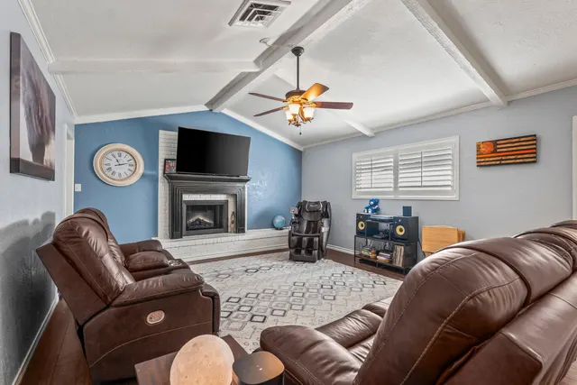 Photo 5 — 408 Hickory Street, Levelland, TX 79336
