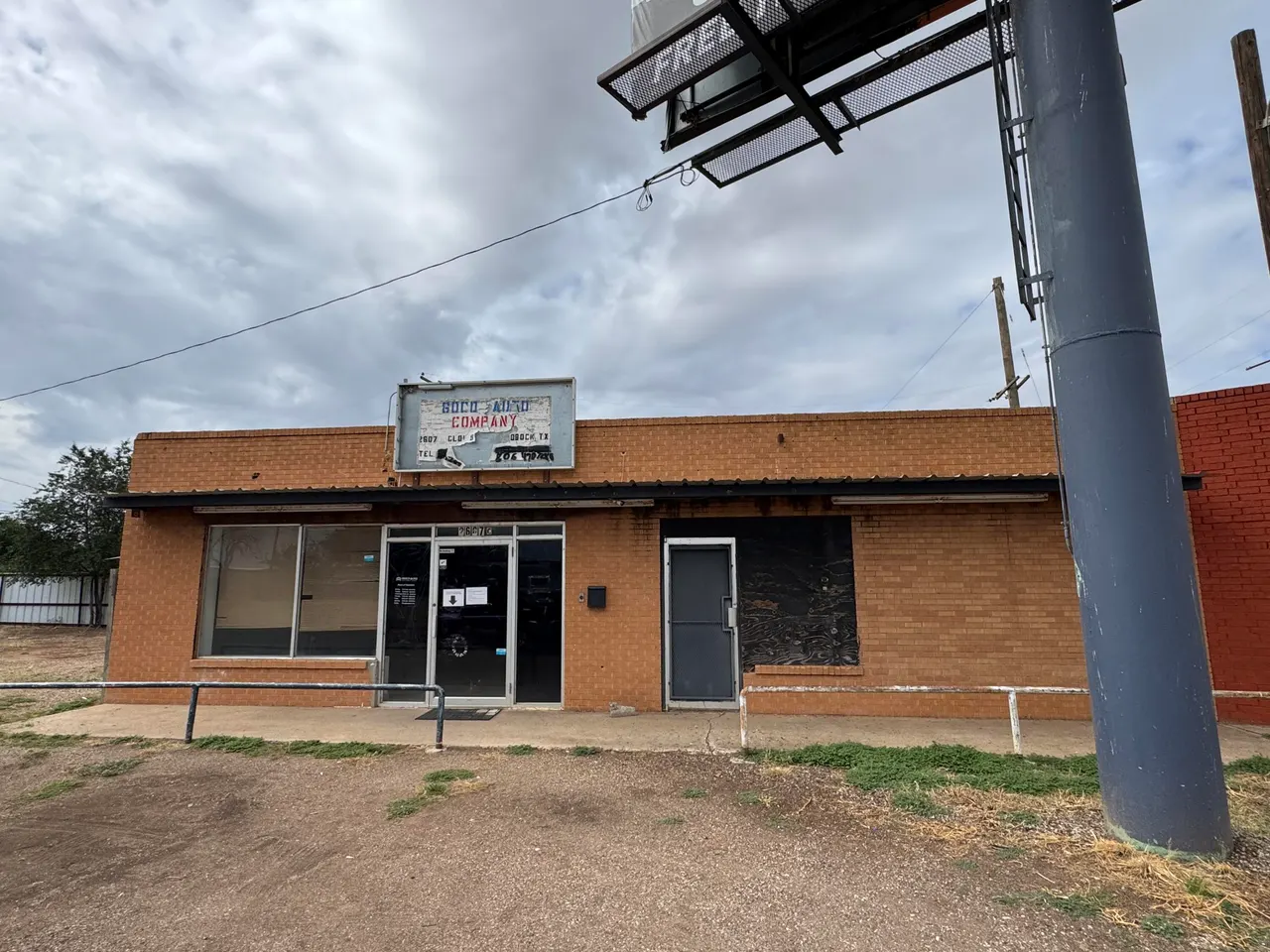 Photo 2 — 2607 Clovis Road, Lubbock, TX 79415